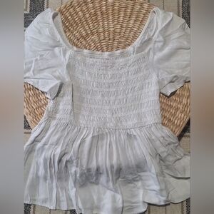 SO  Xs White Smocked Blouse Boho, Flowy Lightweight Bell Sleeve